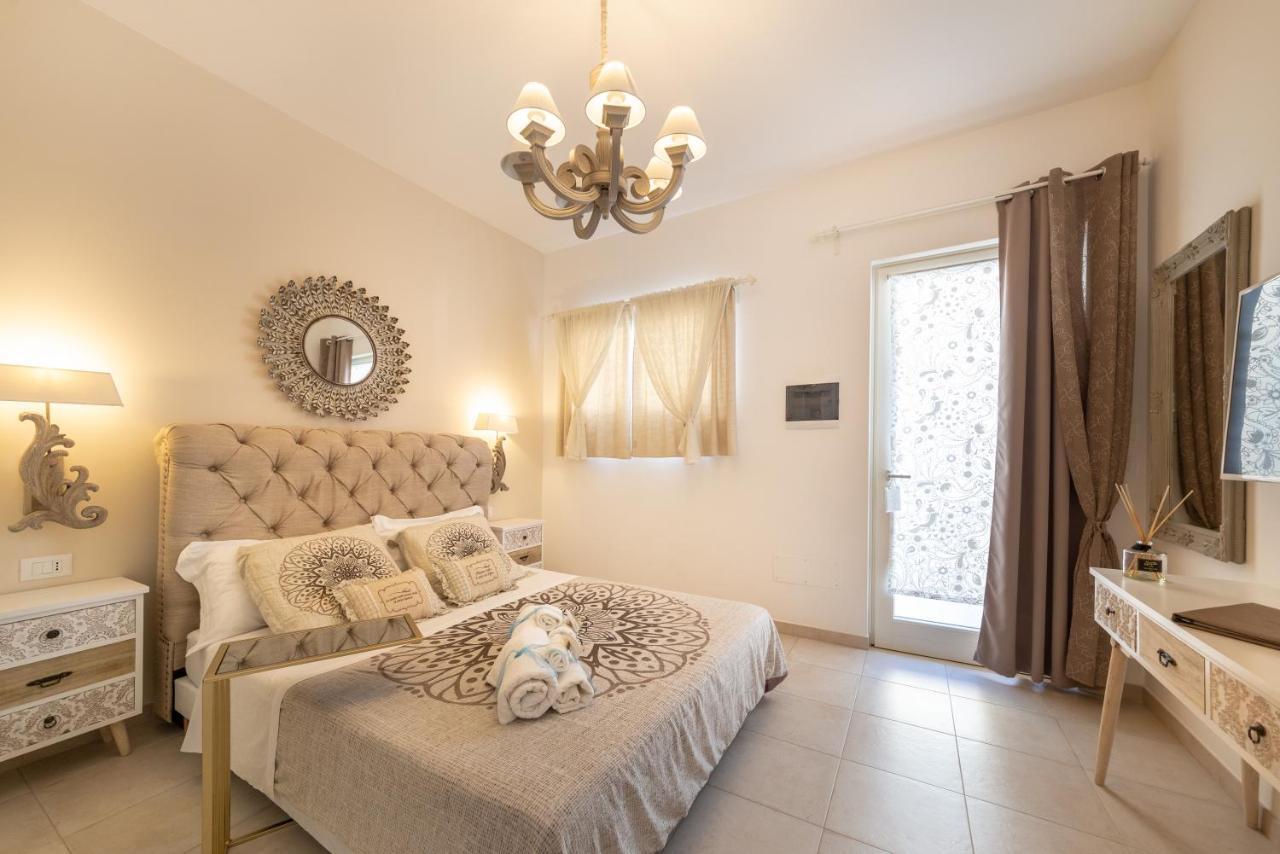 Quattrocuori Boutique Hotel & Spa Portopalo Di Capo Passero ภายนอก รูปภาพ